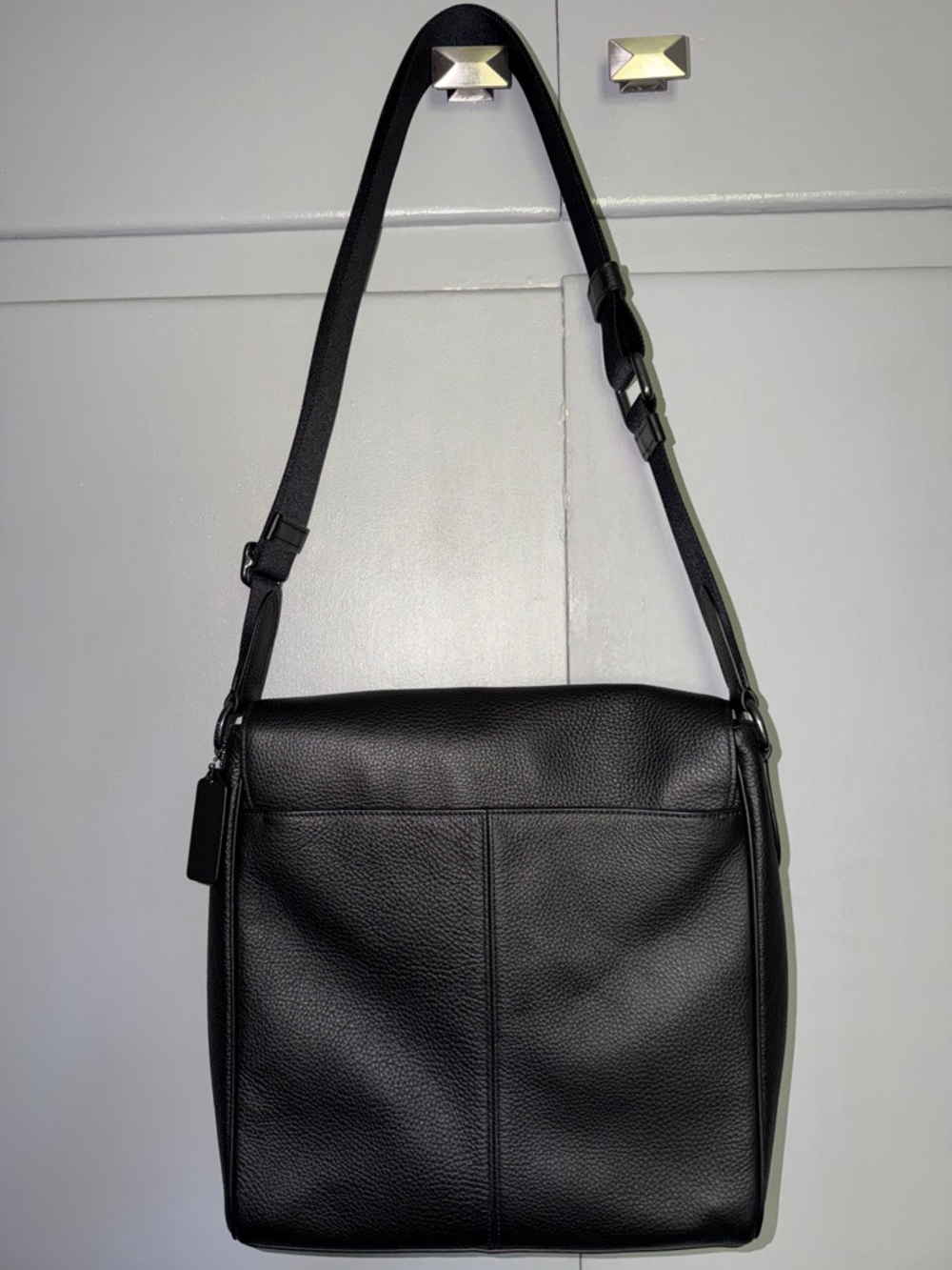 Coach New York Black Pebbled Leather Messenger Shoulder Bag #J2323-4007 - Picture 2 of 9